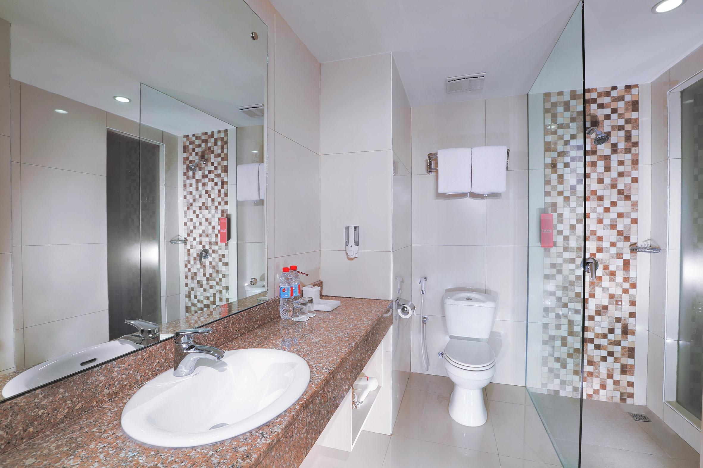 Favehotel Simpang Lima - Semarang Eksteriør billede