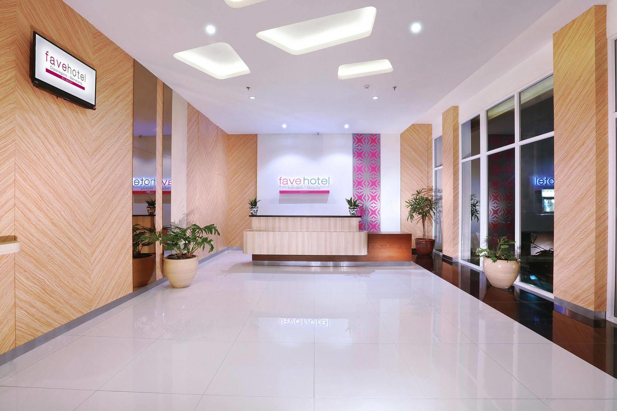 Favehotel Simpang Lima - Semarang Eksteriør billede
